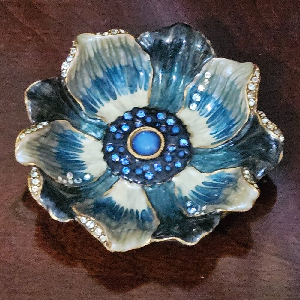 HANDSIGNED RARE JAY STRONGWATER BLUE FLOWER ENAMEL CRYSTAL JEWELRY TRAY DISH
